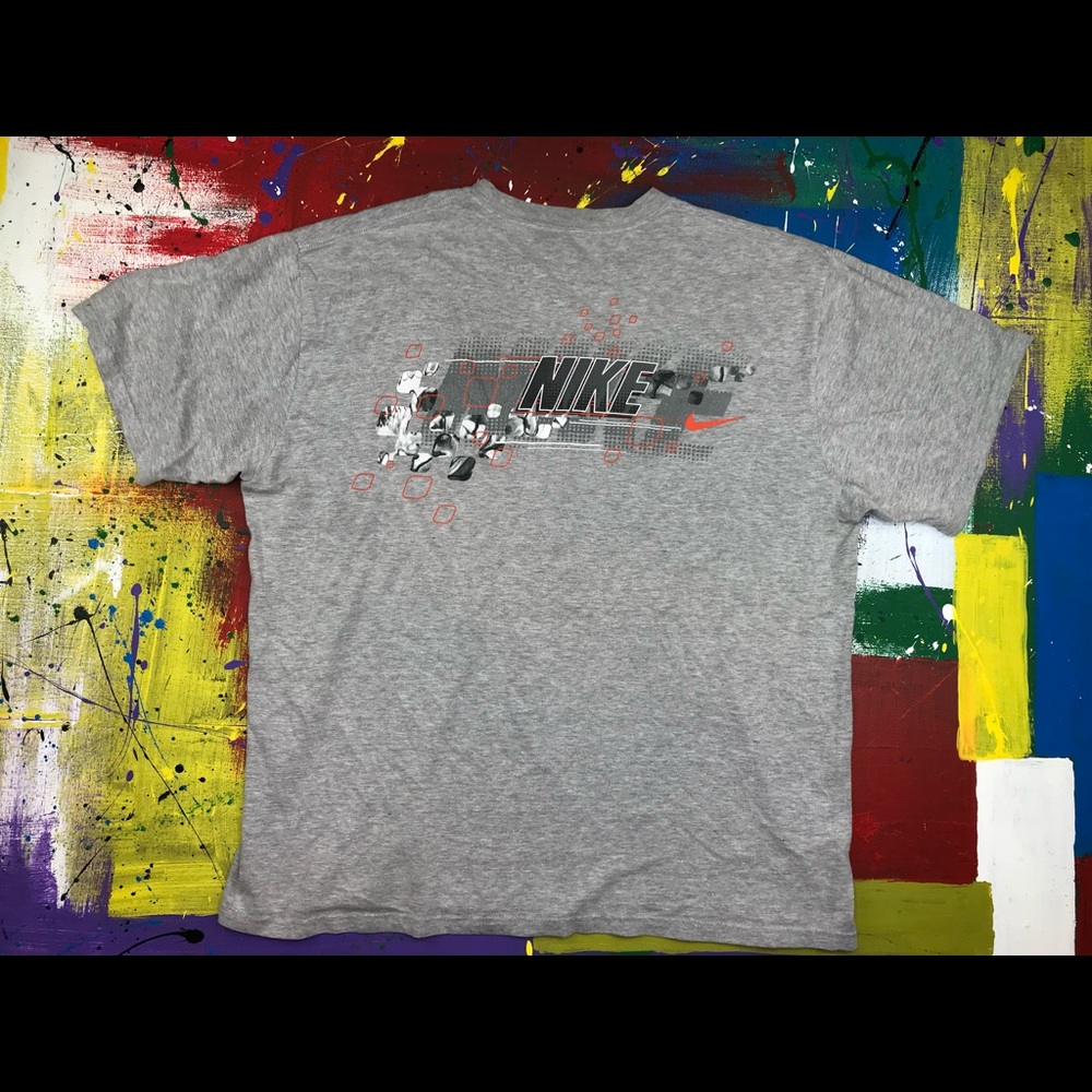💥Like New Nike Tee